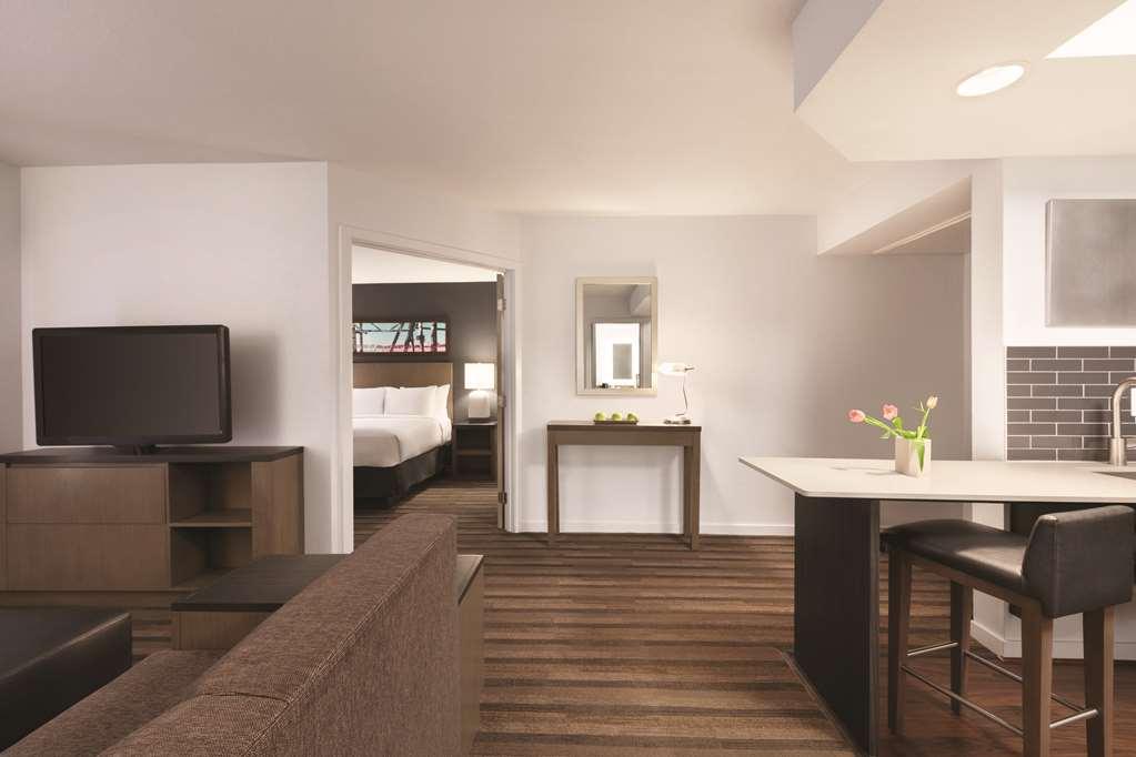 Hyatt House Boston/Burlington Hotel Room photo