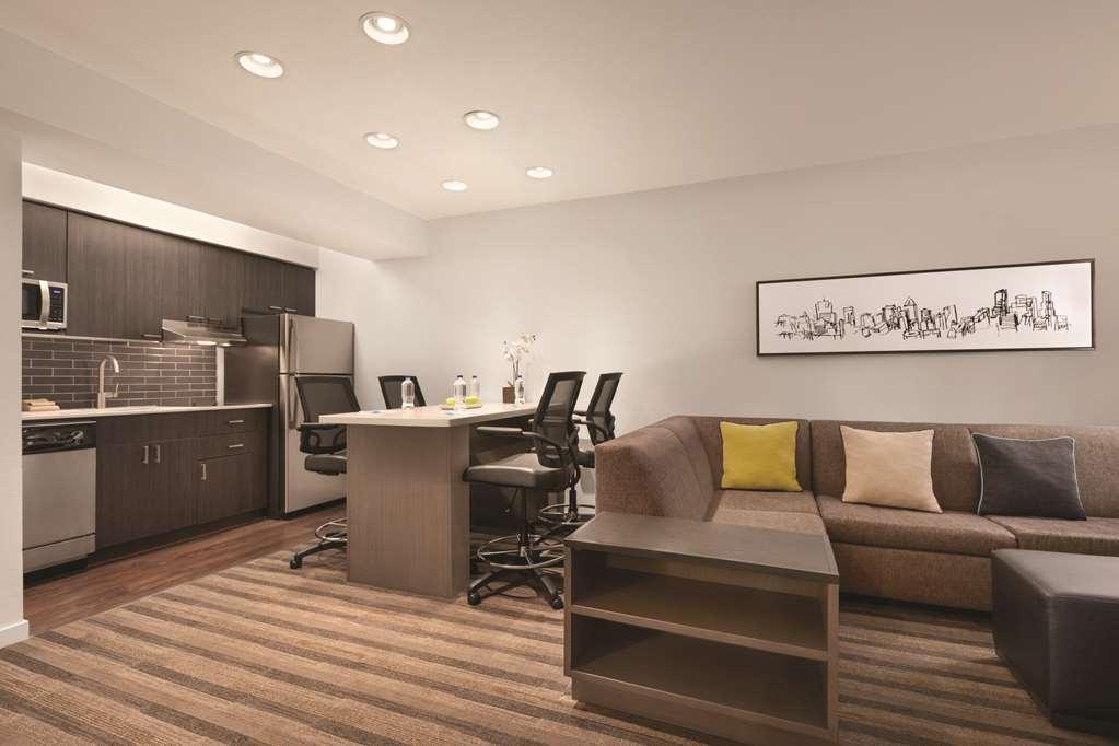 Hyatt House Boston/Burlington Hotel Room photo