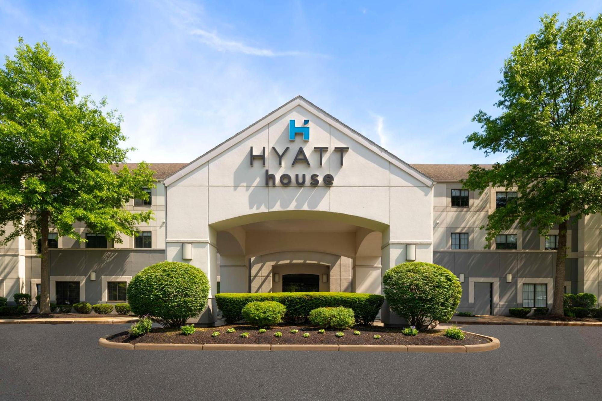 Hyatt House Boston/Burlington Hotel Exterior photo