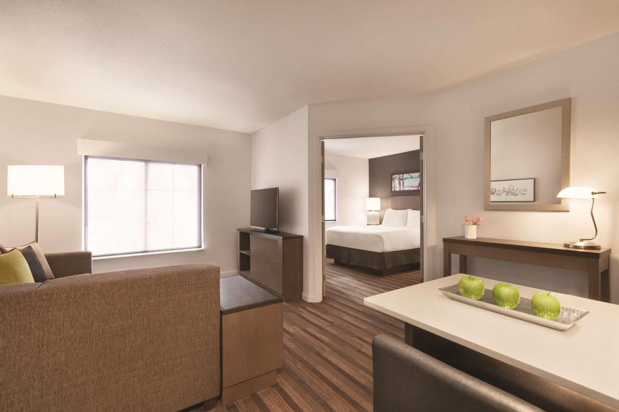 Hyatt House Boston/Burlington Hotel Exterior photo
