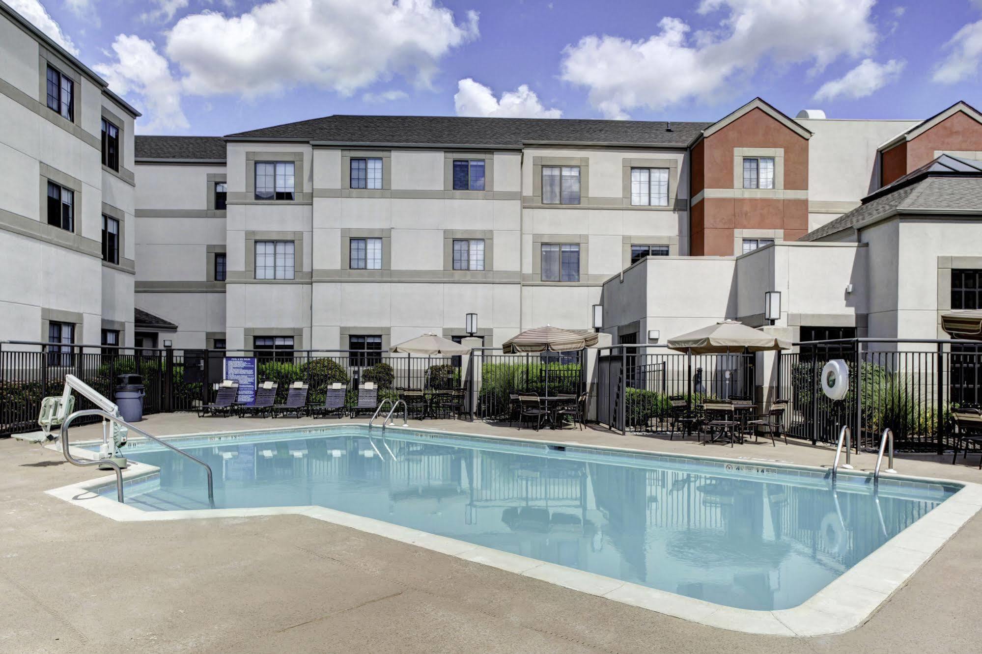 Hyatt House Boston/Burlington Hotel Exterior photo